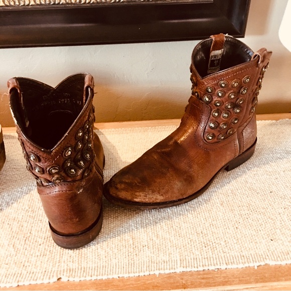 FRYE Cowgirl boho studded low calf boots brown leather 76684 Wyatt 9.5 - Picture 8 of 8